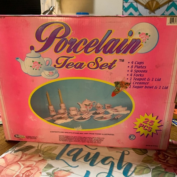 Porcelain tea set.  25 pcs. New never revived from box. - Picture 2 of 2